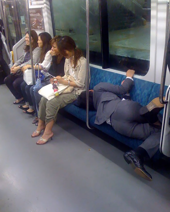 Who Says You Can't Sleep Comfortably On The Subway?