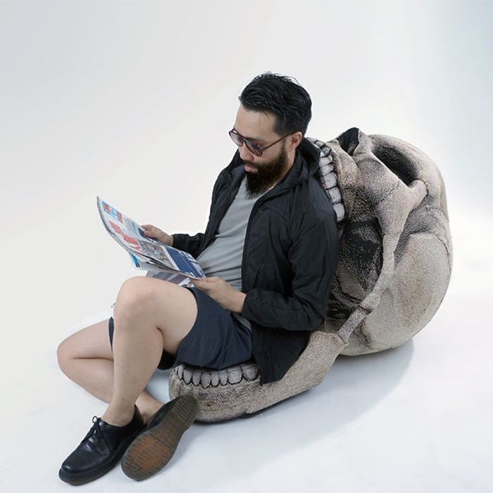 This Giant Skull Chair Is Both Comfy And Spooky At The Same Time