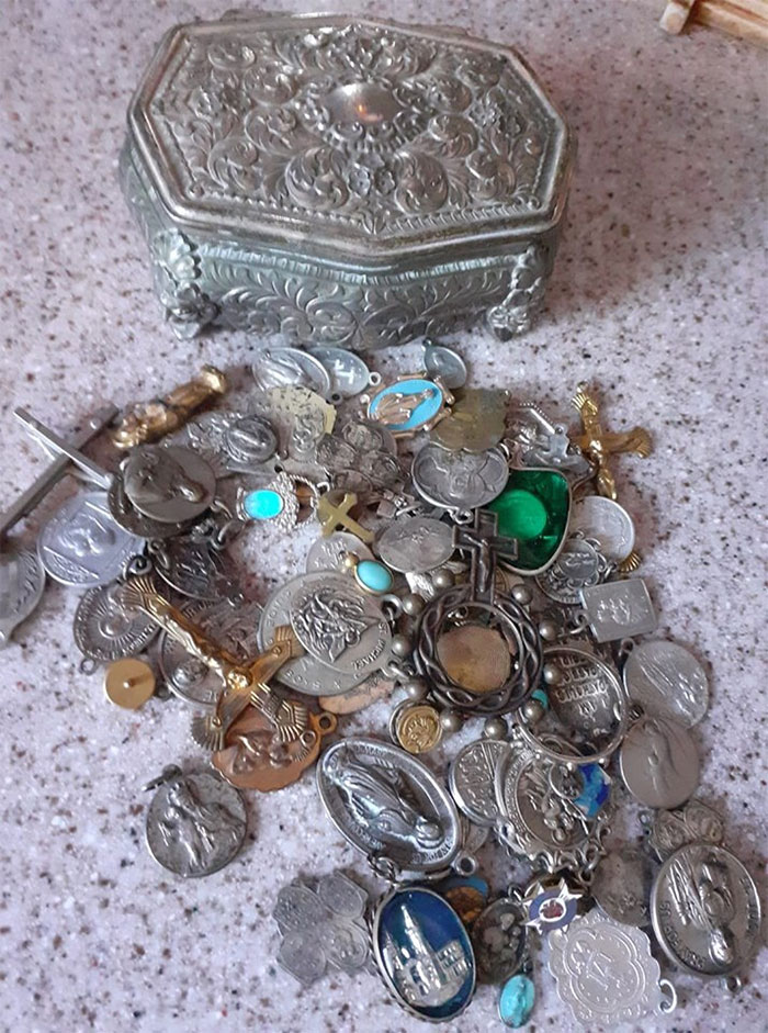 Back In The Early 90s We Lost My Great Grandmother, Very Old School Italian Catholic. She Had Collected These Over The Years