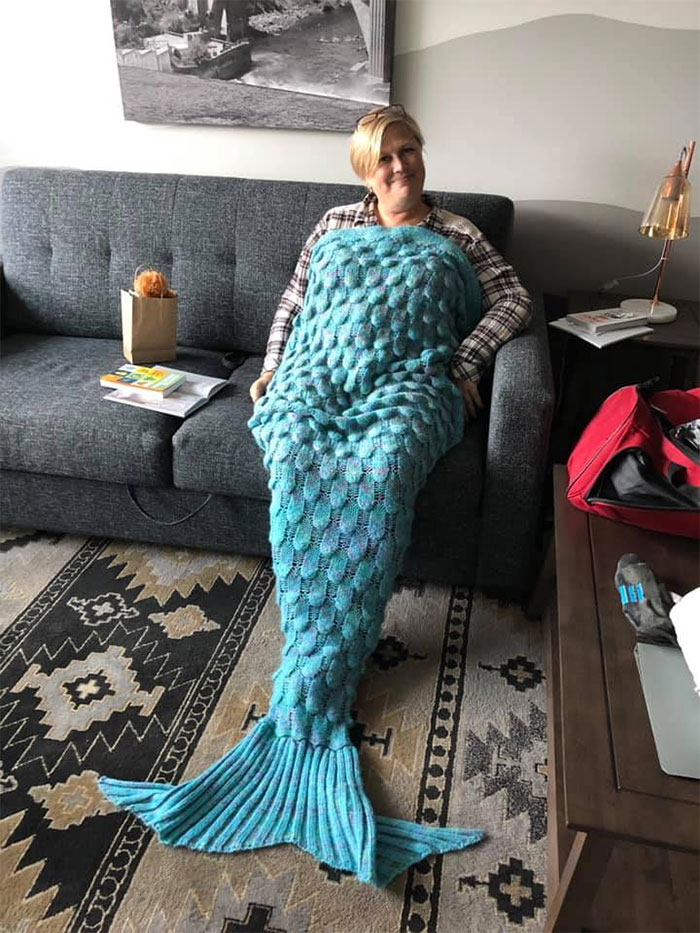 Mermaid Blanket Found At Goodwill In Spokane. Now I’m All Set For The Coziest Winter Ever