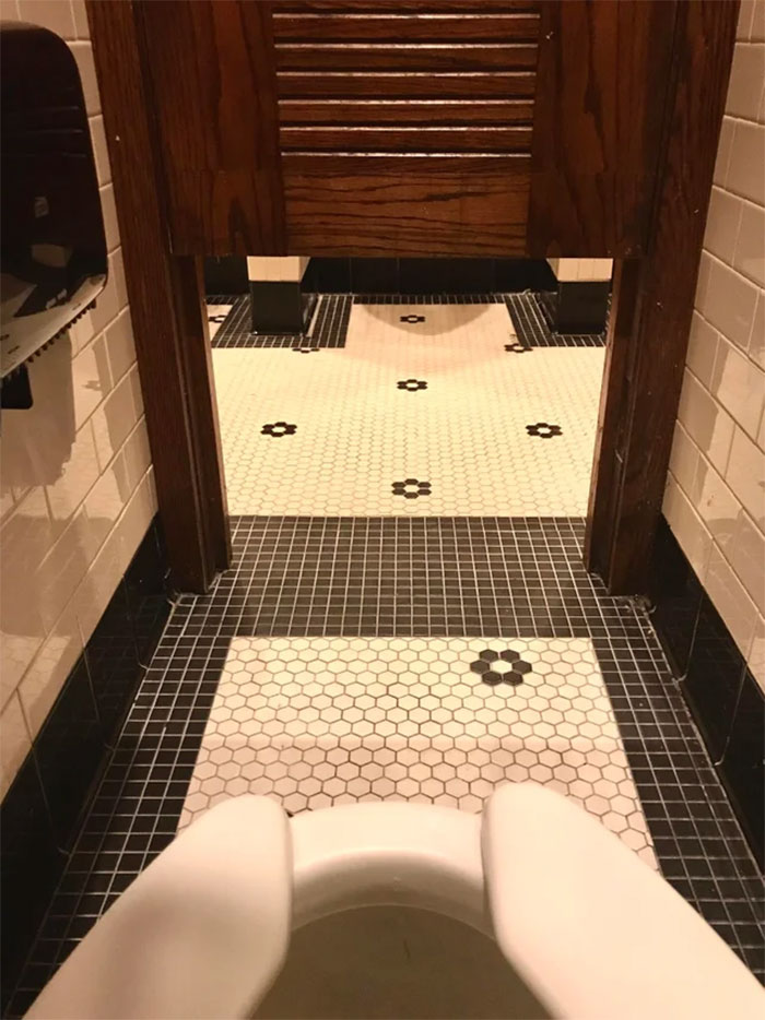 The Designer For This Restaurant’s Bathroom Clearly Forgot About The Existence Of Curious Children