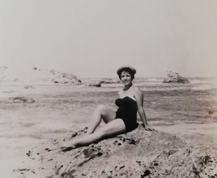 Vintaging The Moment-I Found Old Photos Of My Grandmother And I Got Jealous Vintaging The Moment-I Found Old Photos Of My Grandmother And I Got Jealous