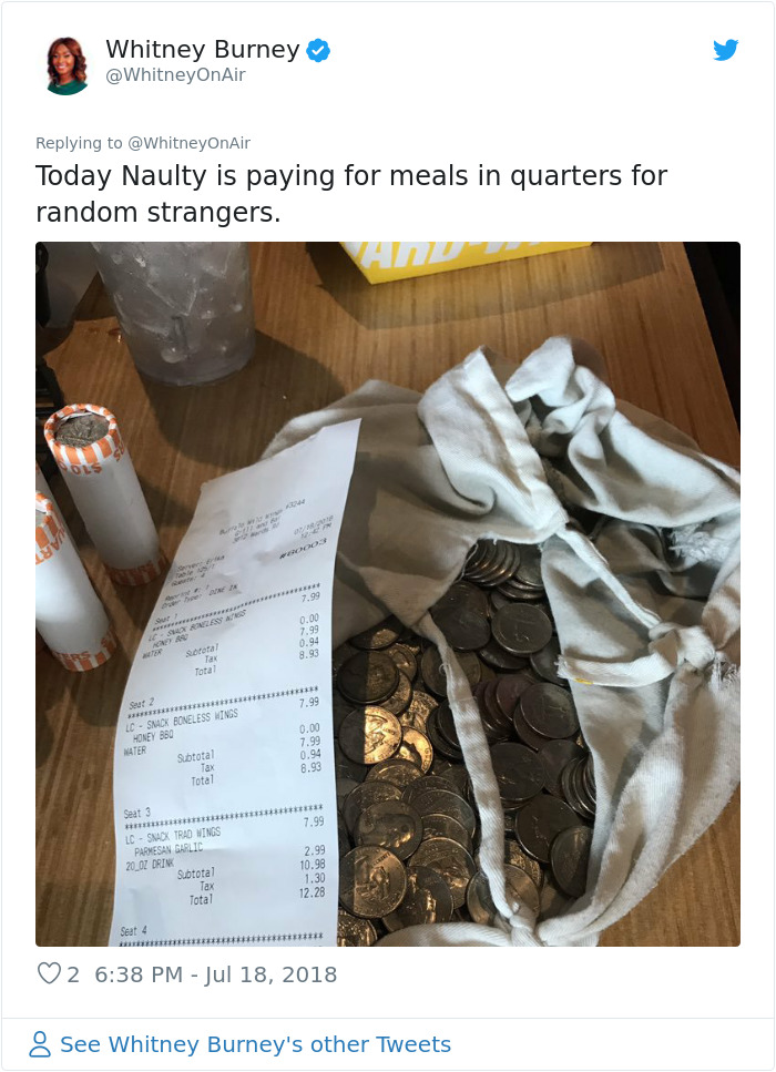 Boy Paid At A Restaurant With Quarters, They Shamed Him Online, But Now The Restaurant Regrets It