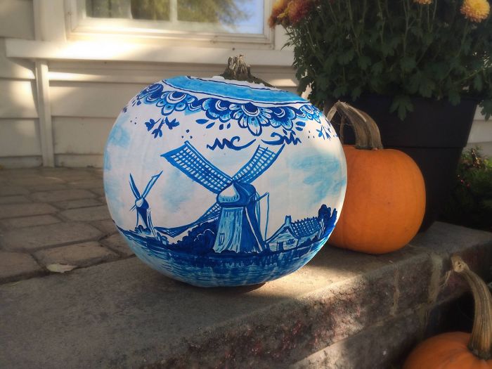 I Painted A Dutch Pottery Style Pumpkin