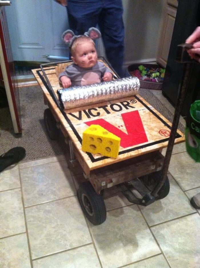 My Cousin Made His Baby A Costume For His First Trick-Or-Treat