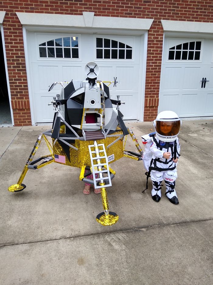 Lunar Module (Charlie) And Astronaut (Ellie) Costume 2019
