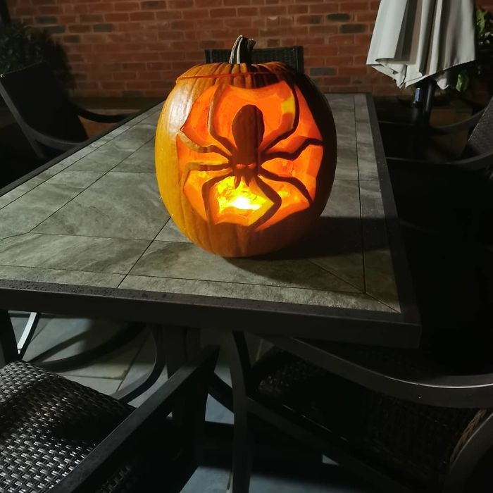 Pre-Halloween Pumpkin Carving