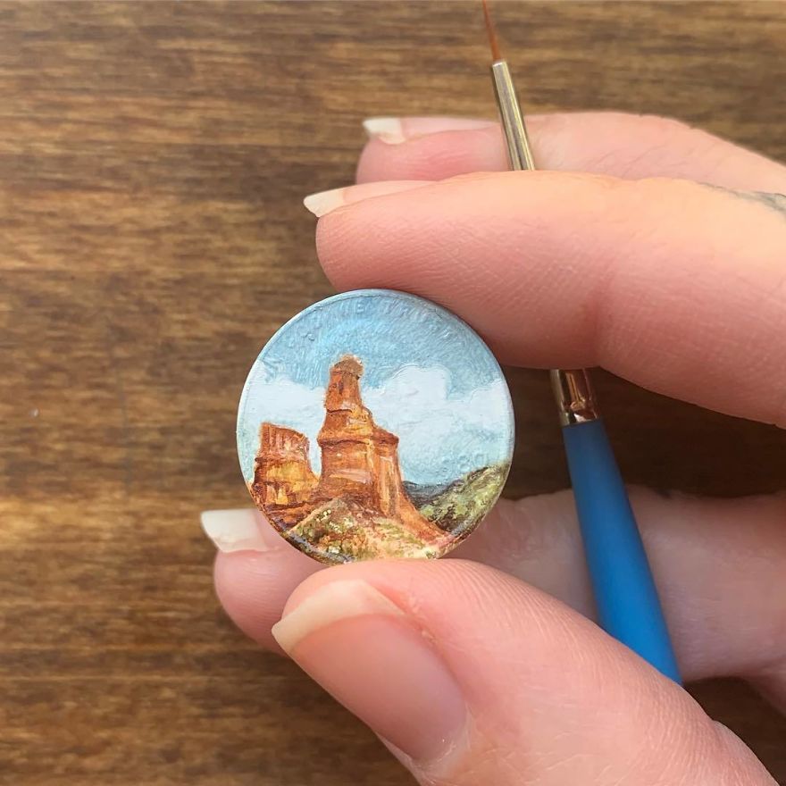 The Lighthouse Located In The Texas Panhandle. .
.
.
.
.
.
.
.
.
#brymarie #brymariearts #coinart #miniature #miniart #contemporarypainting #contemporaryart #landscape #texas #lighthouse #oilpainting #oils