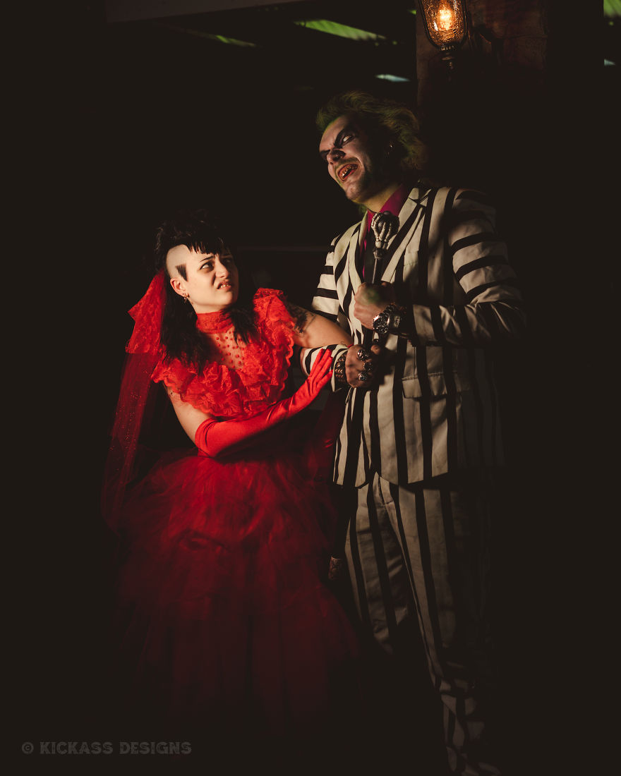 This Is The Best Beetlejuice & Lydia Cosplay Of 2019