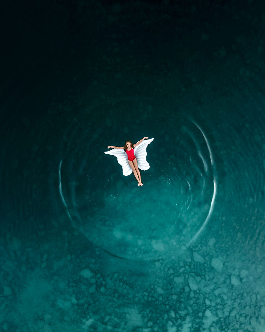 Flying In The Water, Yura Borschev, Russia