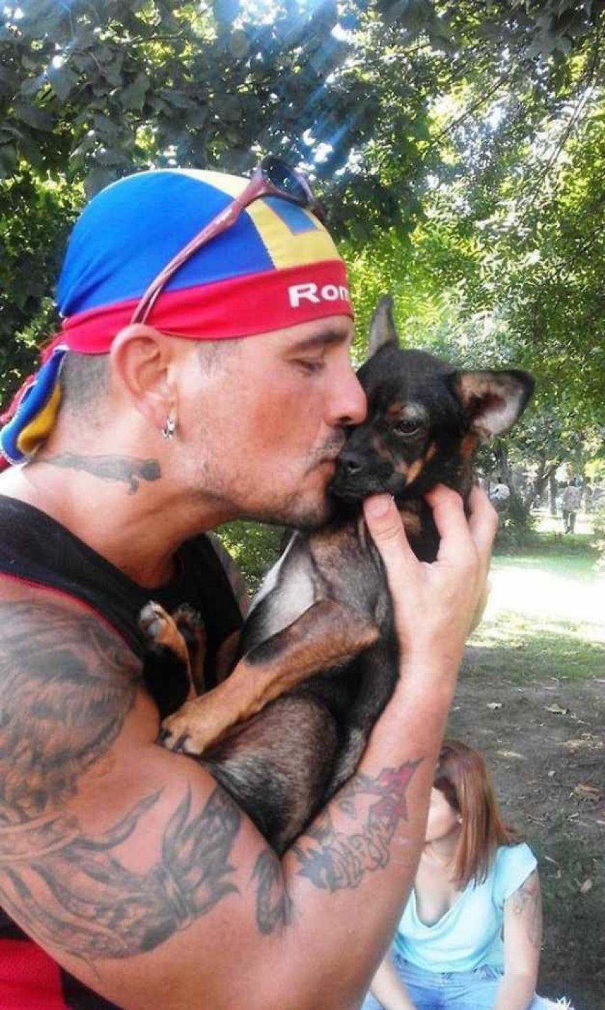 Meet The Animal Whisperers, The Couple Whose Family Has 80 Rescued Animals Meet The Animal Whisperers, The Couple Whose Family Has 80 Rescued Animals