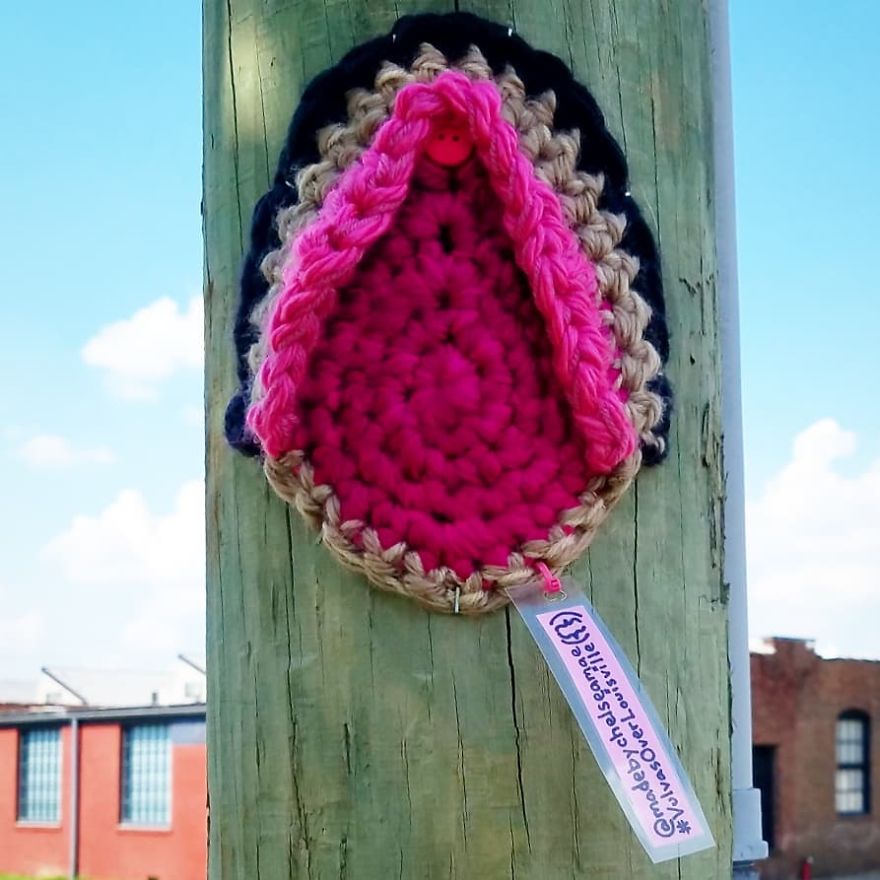 Artist In Louisville, Kentucky Installs Crochet Vulvas Throughout City, Sharing Facts About Violence Against Women