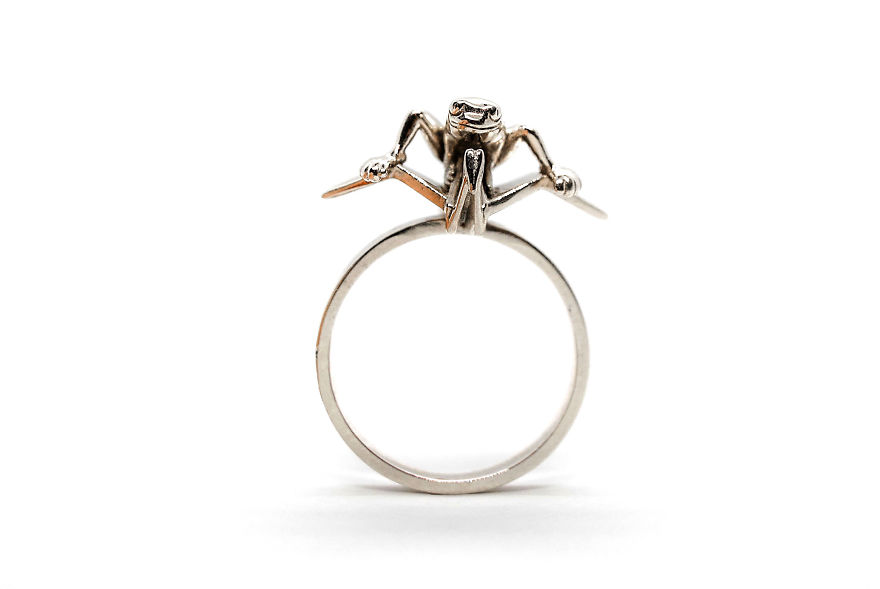 3D Printed Jewelry Of Frogs Doing Yoga And Nature/Fantasy Inspired Animals