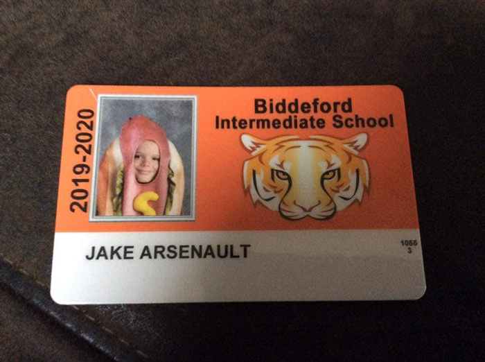 Parents Find Out That School Allows Kids To Wear Hot Dog Costumes For Their ID Photo, So They Dare Their Son To Do It