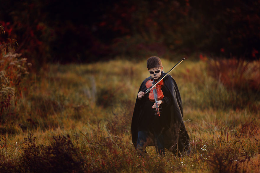 Find Your Niche And Target Market Can Be A Nightmare - Horror Photographer Laura Short Shares Some Tips On How To Find Your Target Market