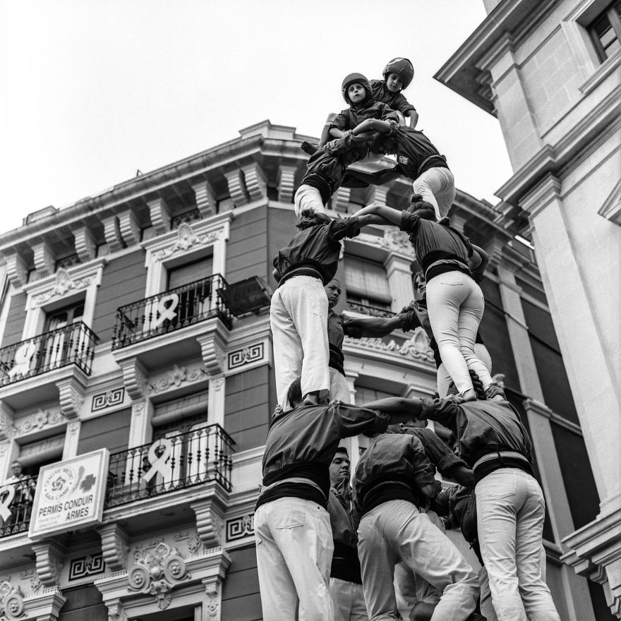 I Capture Catalan Traditions Using Film Photography