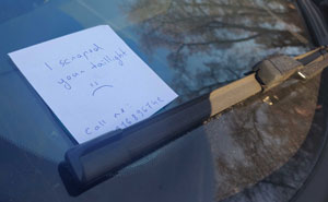 "I Made A Scrape On a Stranger’s Tail Light While Parallel Parking Yesterday. Today I Got This Text"