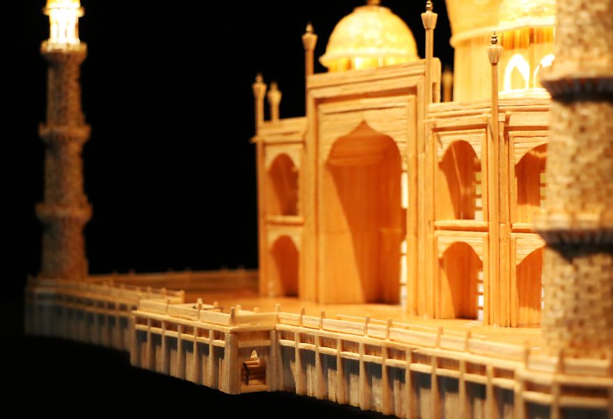 Guy Has Built A Miniature Model Of Taj Mahal Out Of Matchsticks Guy Has Built A Miniature Model Of Taj Mahal Out Of Matchsticks