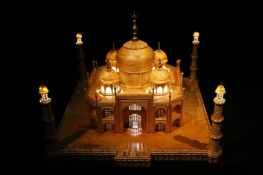 Guy Has Built A Miniature Model Of Taj Mahal Out Of Matchsticks Guy Has Built A Miniature Model Of Taj Mahal Out Of Matchsticks