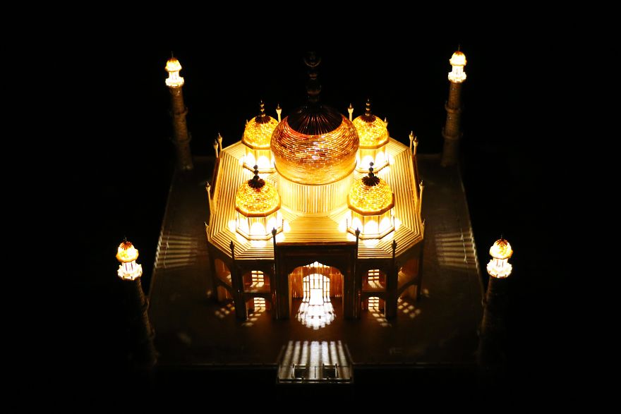 Guy Has Built A Miniature Model Of Taj Mahal Out Of Matchsticks Guy Has Built A Miniature Model Of Taj Mahal Out Of Matchsticks