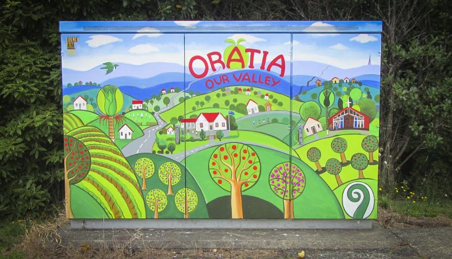 Oratia In West Auckland By Monique Endt