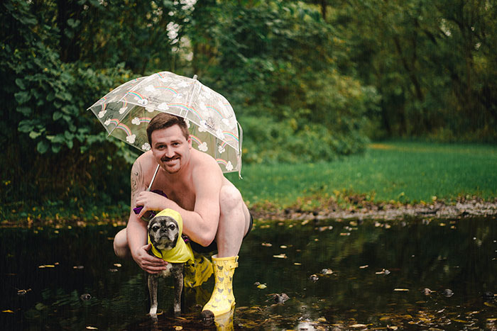 There's A Calendar Called 'Dad Bod And Rescue Dog' And It May Be The Perfect Gift For Christmas
