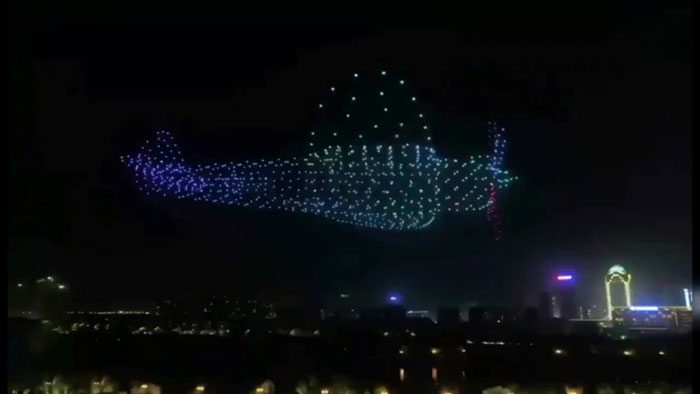 Impressive “Ghost Plane” Performance Out Of 800 Drones Appeared At Chinese Air Show