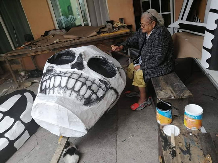 Huge Skeletons Rise From The Ground In Mexico For The Day Of The Dead