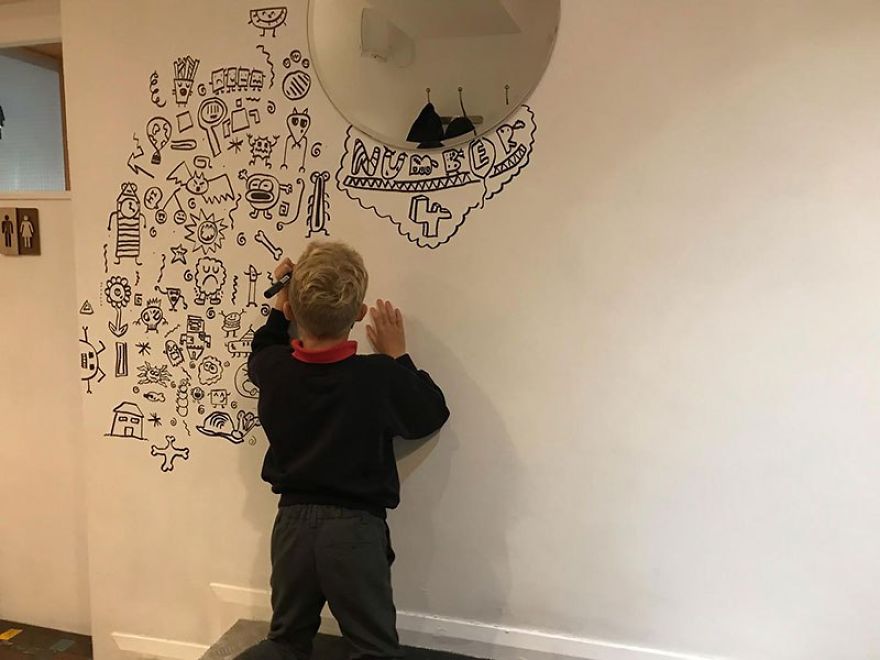 Kid Gets Hired By Local Restaurant To Doodle Their Walls Kid Gets Hired By Local Restaurant To Doodle Their Walls