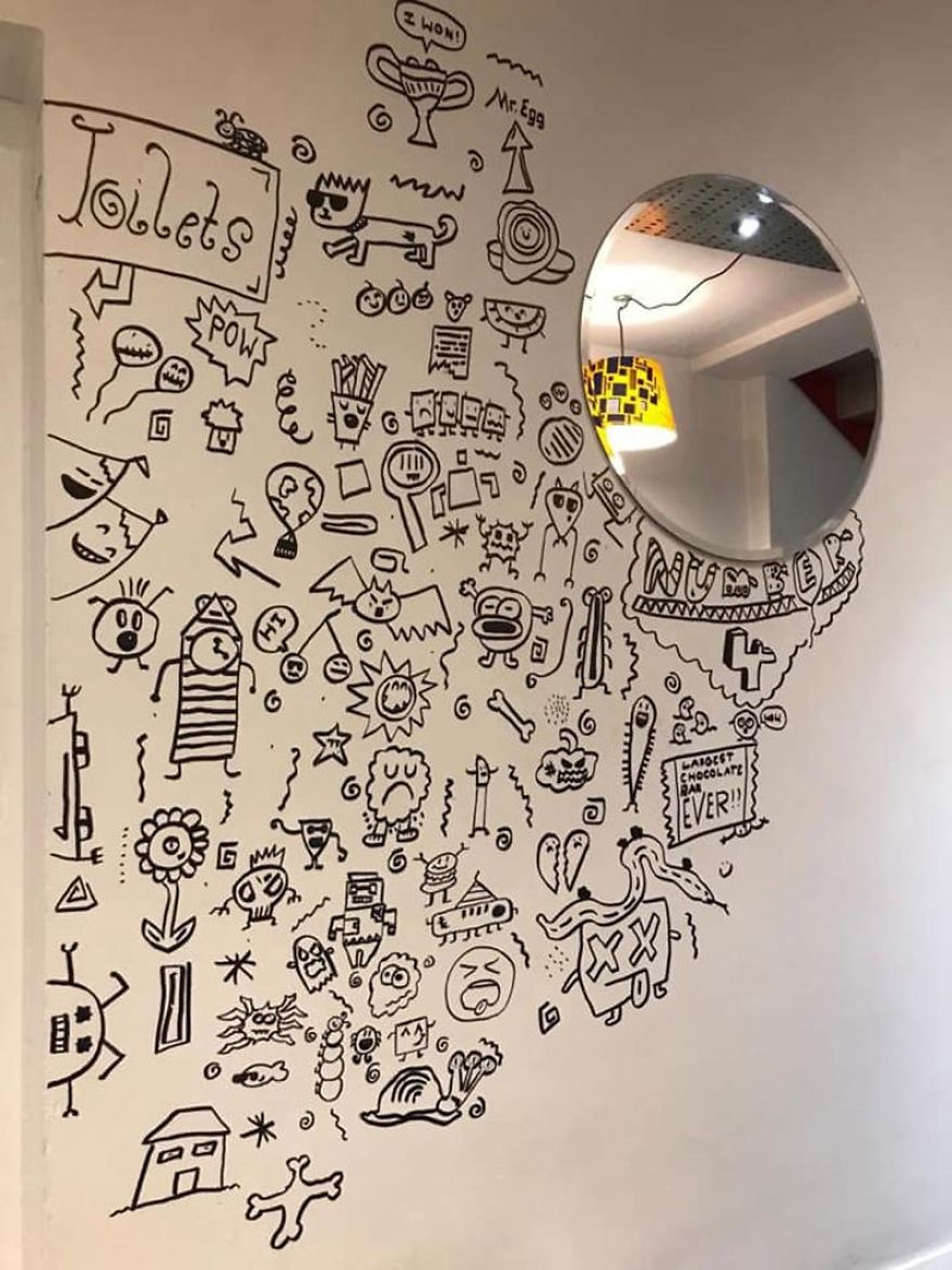 Kid Gets Hired By Local Restaurant To Doodle Their Walls Kid Gets Hired By Local Restaurant To Doodle Their Walls