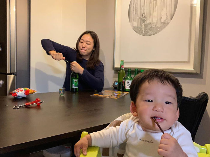 The Greatest Mom Ever Shows How She’s Living Her Secret Personal Life Behind Her Son’s Back In A Series Of Comedic Instagram Photos