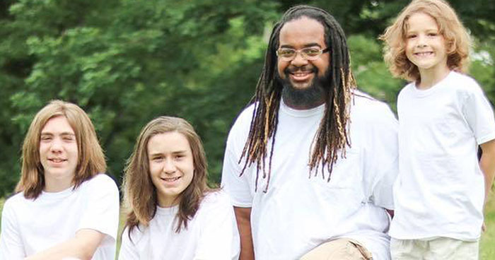 This Single Father Adopted 3 Kids So That They Wouldn’t Have To Have The Life He Did In Foster Care