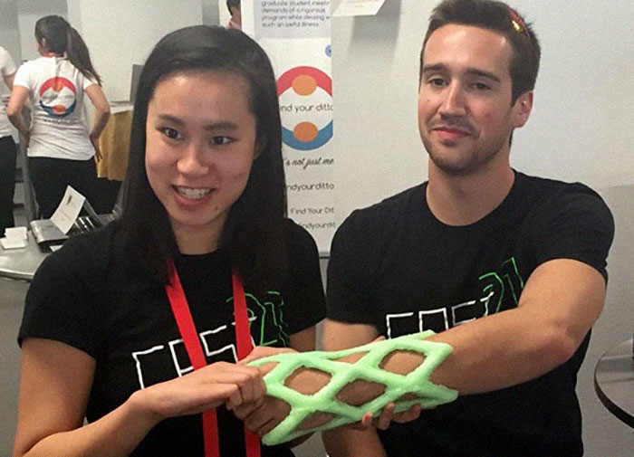 Engineers Create A Breathable And Waterproof Cast To Replace Plaster Ones And Stop The Itching Forever