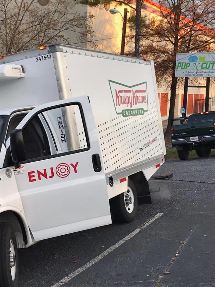 Police Officers Investigate A Krispy Kreme Truck That Spilled Donuts All Over The Road, Crack People Up With Their Hilarious Report
