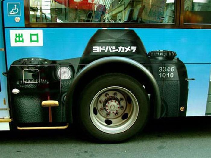 Canon's Bus Ad
