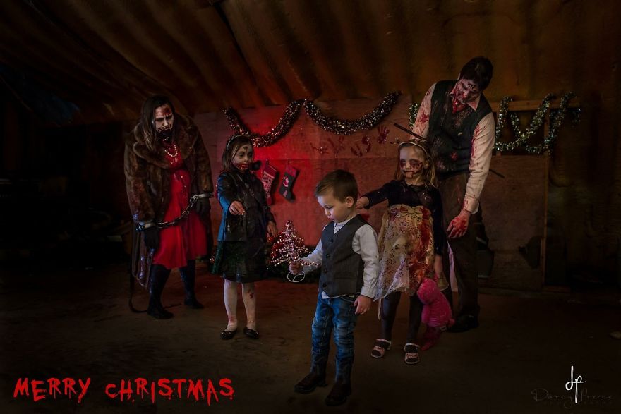 Family Christmas Photos That Are So Awkward You Love Them Family Christmas Photos That Are So Awkward You Love Them