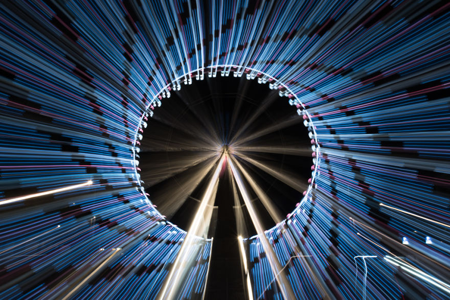 13 Long Exposure Zoom Pictures I Took Of A Ferris Wheel