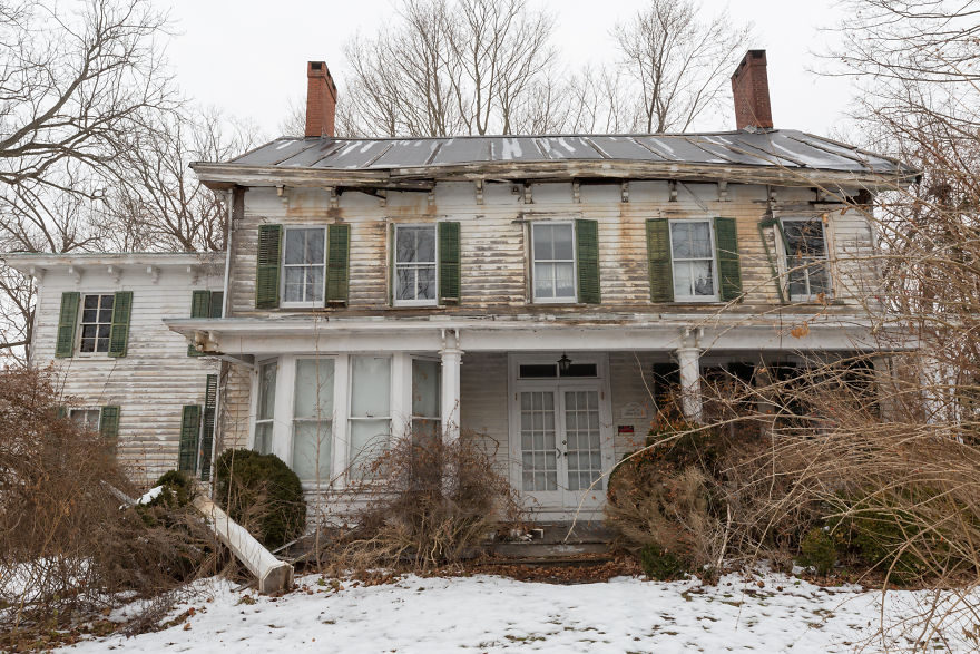 The Hidden Legacy Of The Abandoned Farmhouse That I Found In Long Island, New York