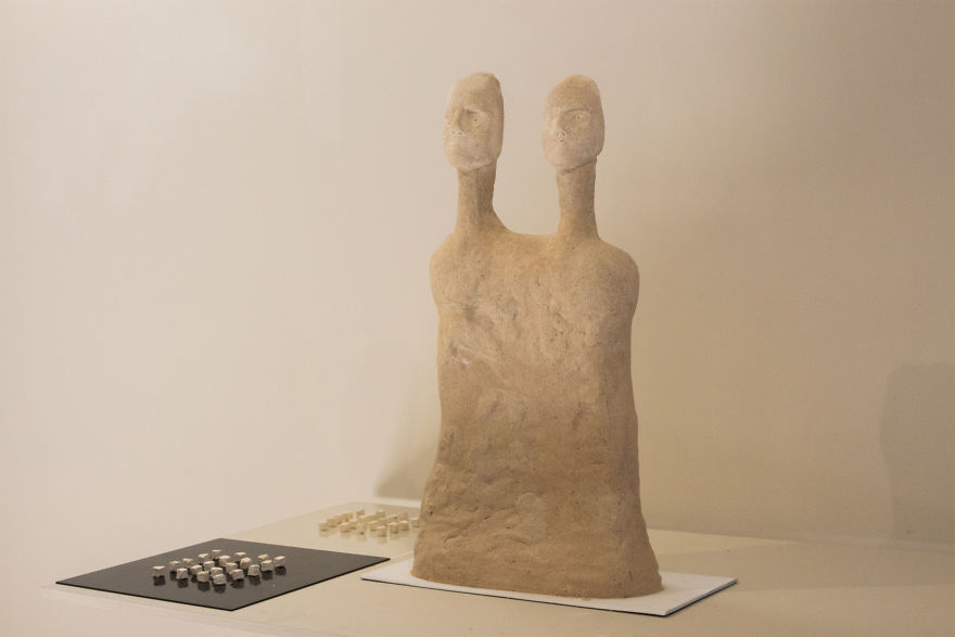 Food Artist Recreates Oldest Statue Known To Man Out Of New Edible Building Material Food Artist Recreates Oldest Statue Known To Man Out Of New Edible Building Material