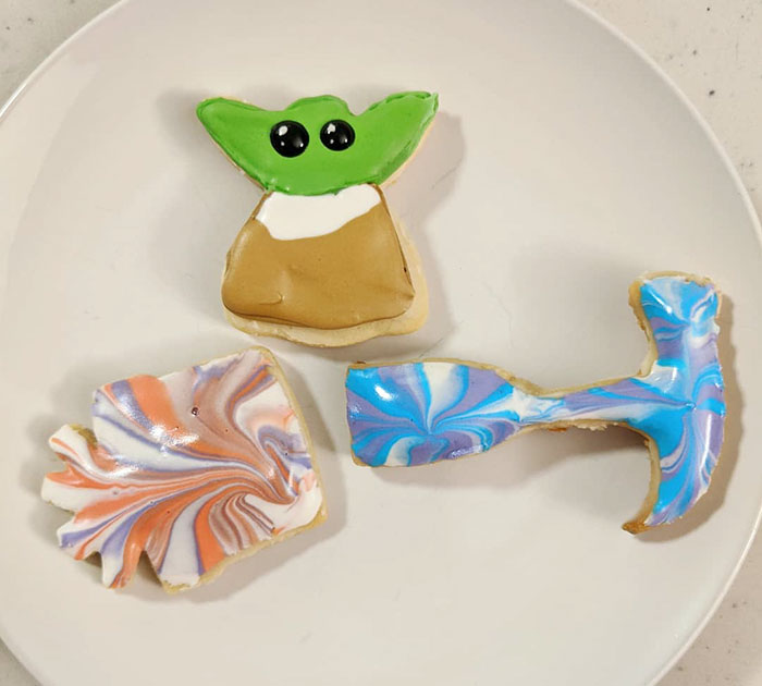 People Started Chopping The Heads Off Their Angel Cookie Cutters To Create Baby Yoda Treats