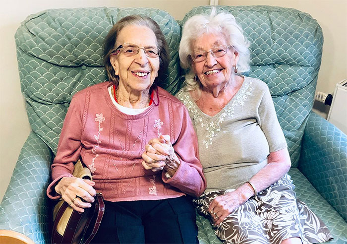 These Best Friends Of 78 Years Just Moved Into The Same Care Home And They're Up To No Good - 4