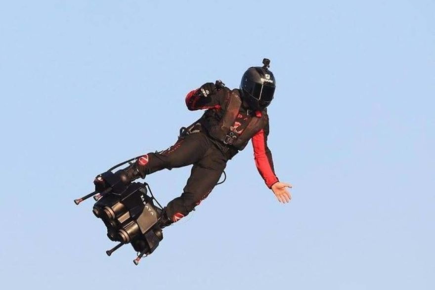 Franky Zapata | Man Who Crossed English Channel On Hoverboard In A Single Run