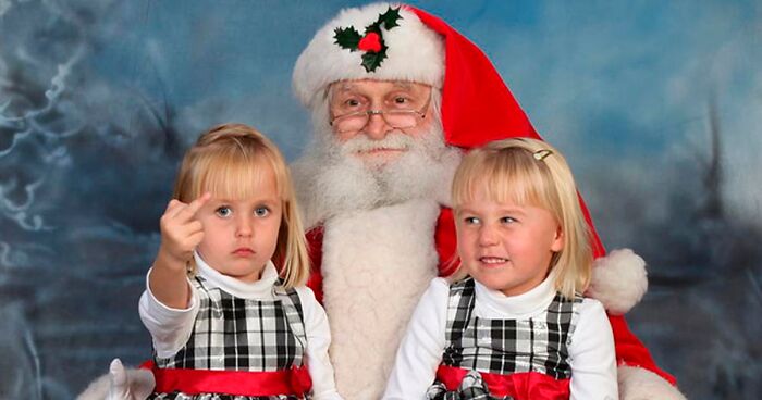 30 Times People Put A Funny Twist On Pics With Santa In Malls | Bored Panda