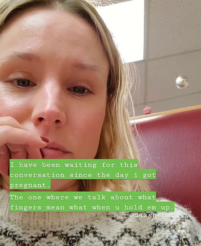 Kristen Bell Can't Contain Herself While Her Husband Explains To Their Daughter What 'The Middle Finger' Means