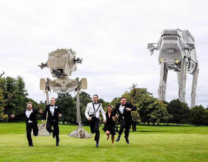 Couple Has A Star Wars Wedding And The Dark Side Was Not Invited (12 Pics)