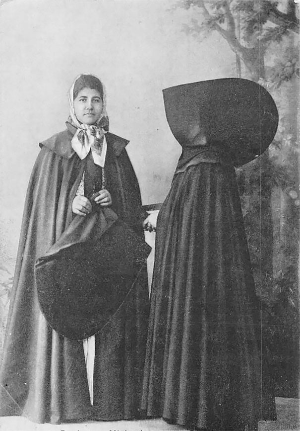 Spectacular Vintage Photos Give Us A Glimpse Into What Type Of Clothes Were Worn By Women From The Azores