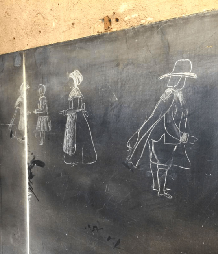 Construction Crew Goes To Renovate A School In Oklahoma City, Discovers Chalkboards Frozen In Time For Over 100 Years