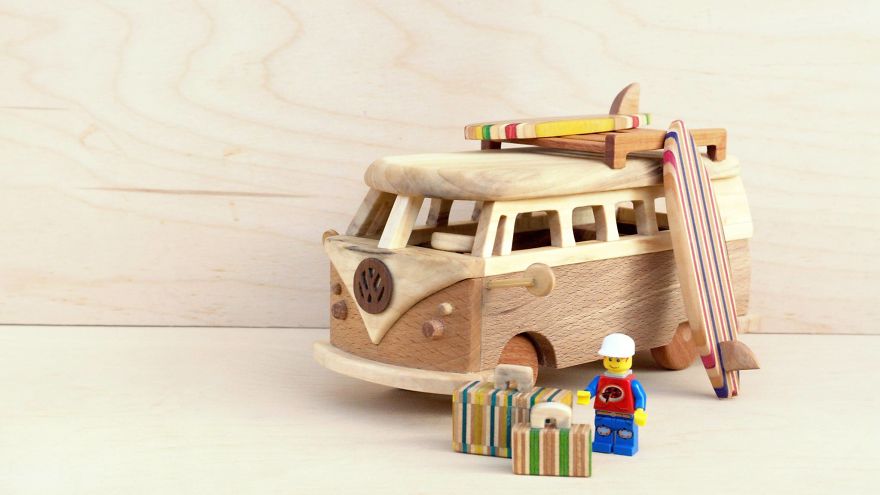 I Made This Volkswagen Bus T1 Out Of Wood!
