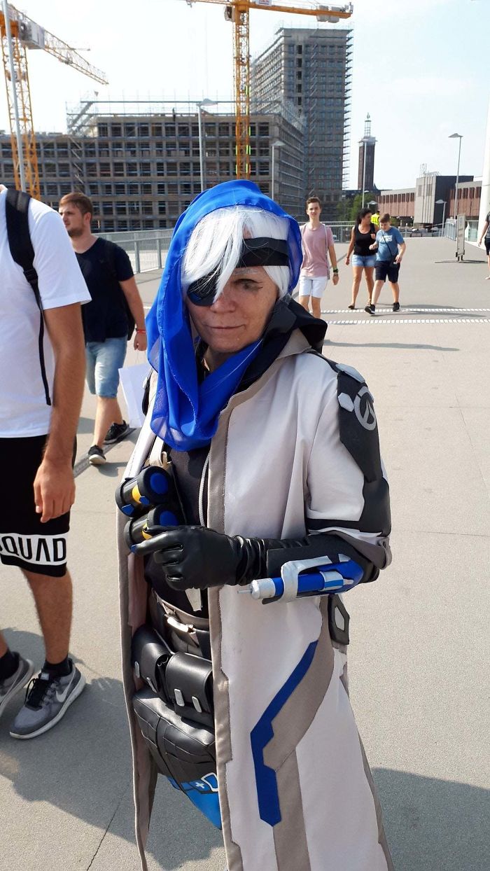 Elderly Woman Cosplaying As Ana From Overwatch