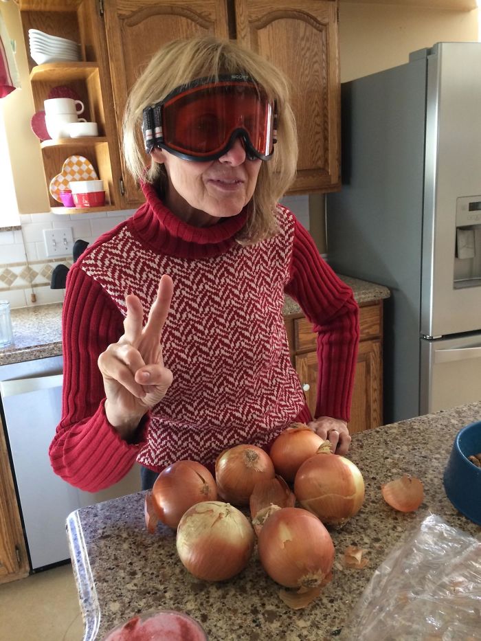My Mom Uses Ski Goggles When She Cuts Onions